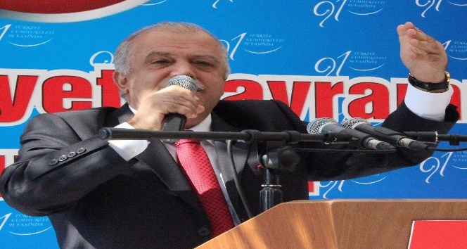 Vali Necati Şentürk: “Mustafa Kemal Atatürk’ü milletçe yad ediyoruz”