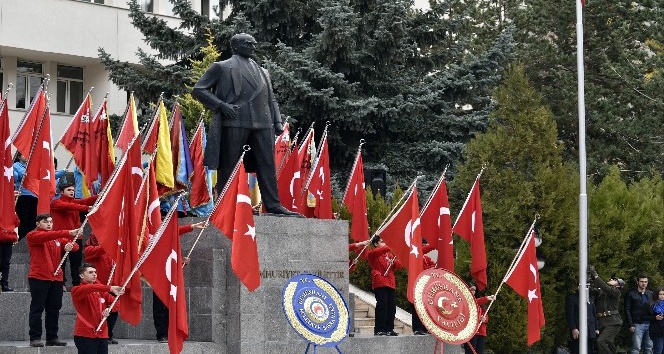 Gümüşhane’de 10 Kasım Atatürk’ü anma törenleri