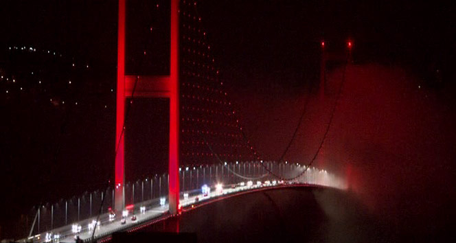 İstanbul’da gece saatlerinde sis etkili oldu