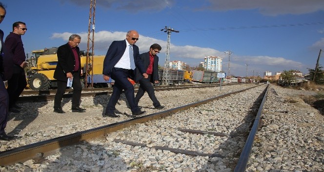 Larende alt geçidinde çalışmalar başlıyor