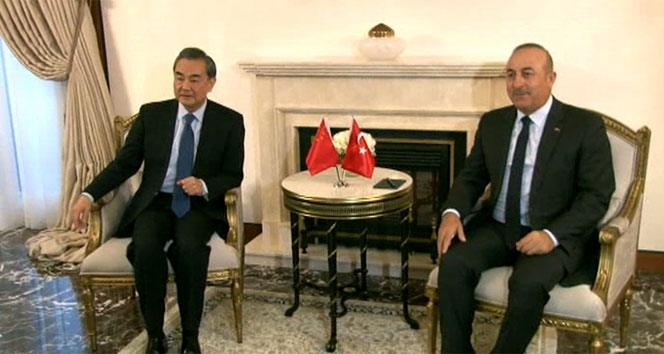 Çavuşoğlu, Çin Halk Cumhuriyeti Dışişleri Bakanı Yi ile görüştü