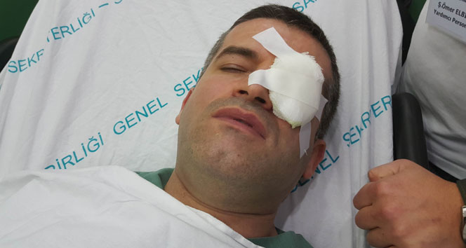 Sağlık Bakanı Akdağ, saldırıya uğrayan doktoru aradı