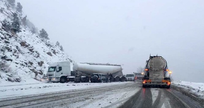 Gümüşhane’de kar yağışı