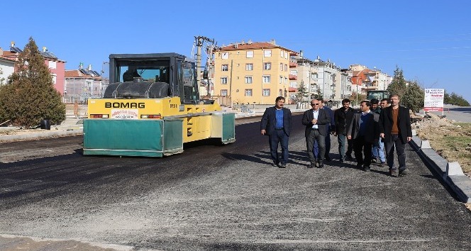 Karaman’da asfaltlama çalışmaları sürüyor