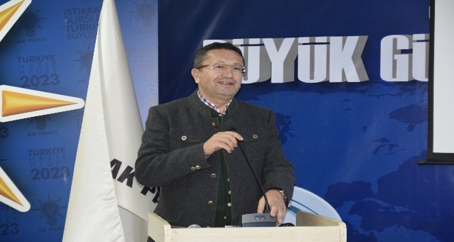AK Partili Tiryaki, Siyaset Akademisi’ne katıldı