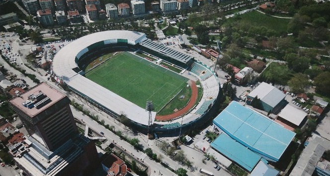 Eski stat meydan oluyor