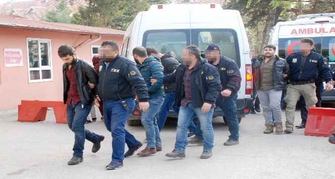 PKK sempatizanı 3 öğrenci tutuklandı