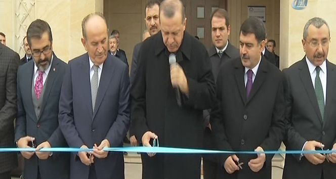 Cumhurbaşkanı Erdoğan, Sancaktepe&#039;de cami açılışı gerçekleştirdi