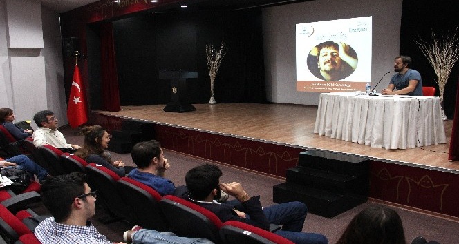 ’Benim Adım Feridun’ filminin yazarı edebiyatseverlerle buluştu