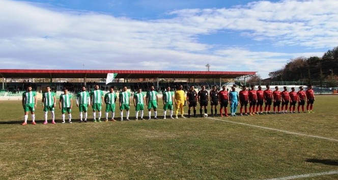 Yeşil Kırşehirspor farklı kazandı