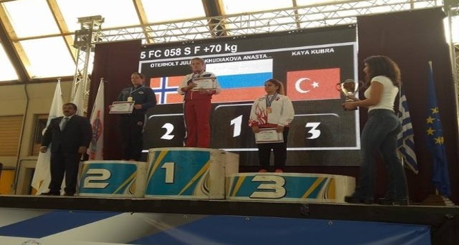 Devrekli Kübra Kaya Kick Boks Avrupa 3. oldu