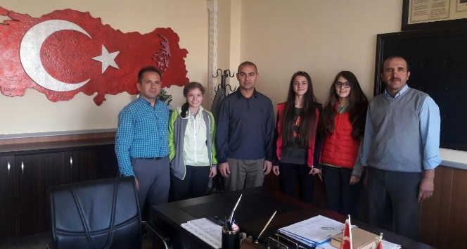 TEOG Türkiye birincileri Cumhuriyet Ortaokulu’ndan