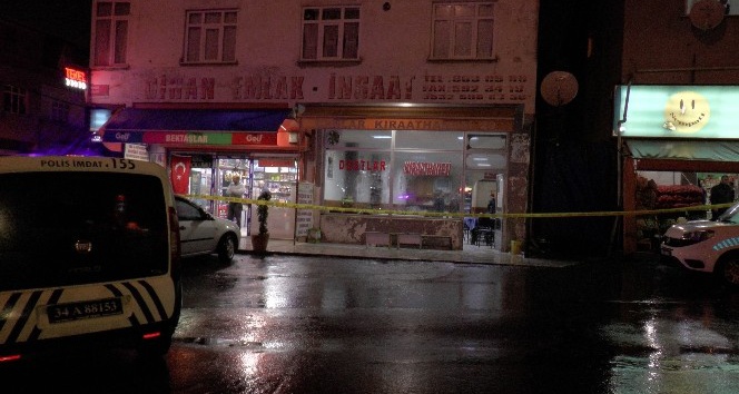 Sultanbeyli’de kahvehaneye silahlı saldırı: 4 yaralı