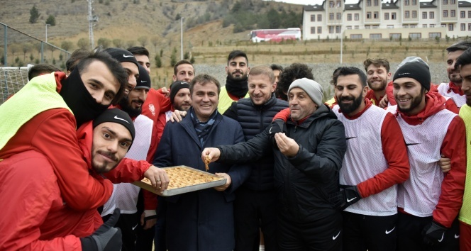 Gümüşhanespor’da Trabzonspor maçının hazırlıkları sürüyor