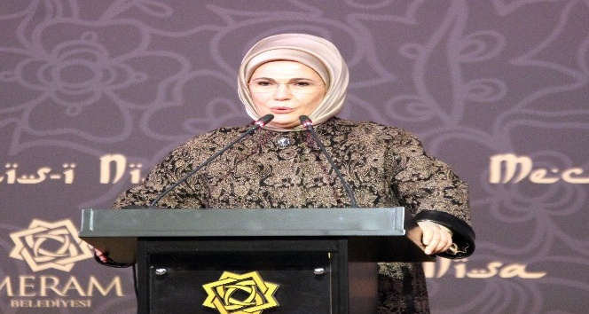 Konya’da Müslüman kadın ve İslamofobi konuşuldu