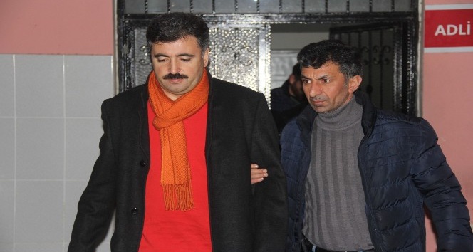 Adana’da 7 hakim-savcı gözaltına alındı