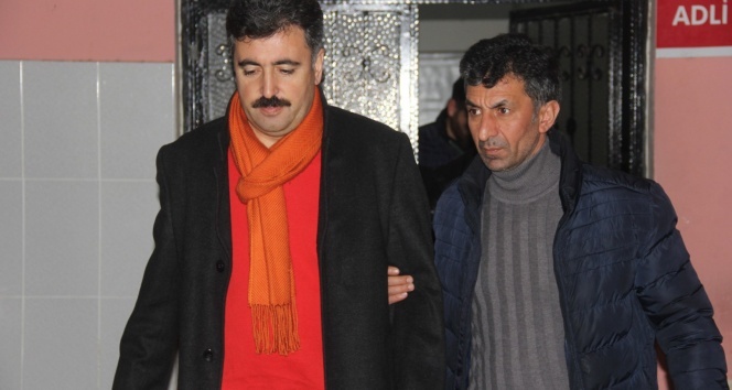 Adana’da 7 hakim-savcı gözaltına alındı