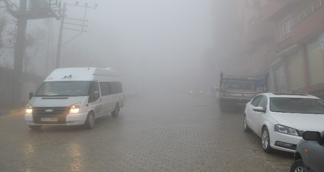 Şırnak’ta sis nedeniyle görüş mesafesi 5 metreye düştü