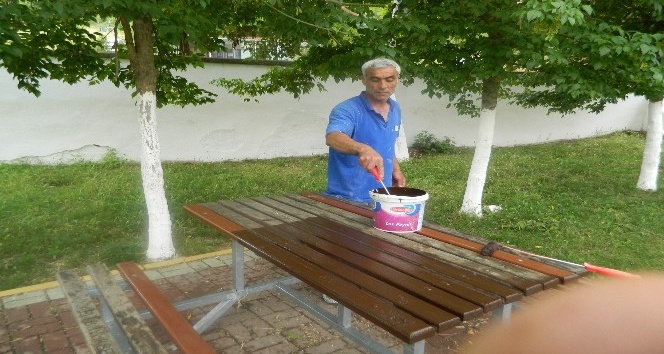 İzmit Belediyesi Okul Hizmet Masası Birimi okulların imdadına yetişiyor