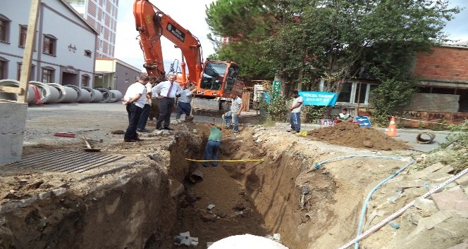 Biga Belediyesinden ‘Kanalizasyon çöplük değildir’ uyarısı