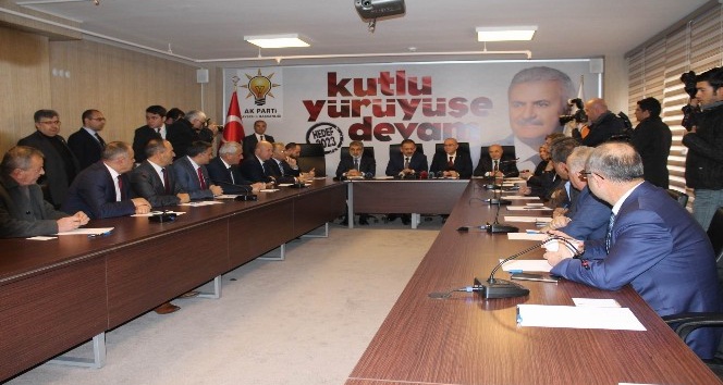 Bakan Özhaseki AK Parti İstişare  Toplantısına katıldı