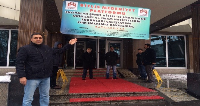“Bitlis’te İmam Hatip Okulları ve İmam Hatiplilerin Sorunları” çalıştayı