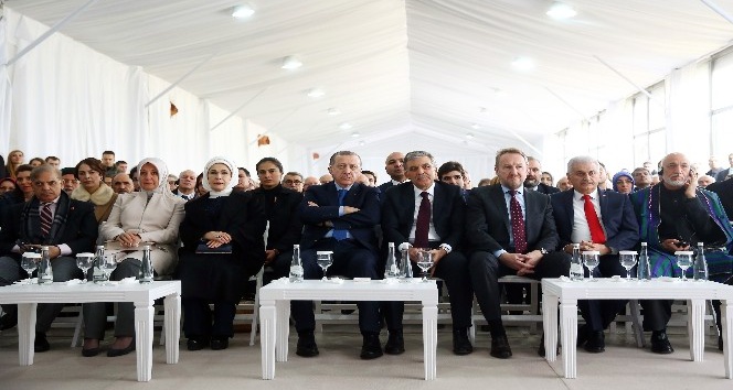 Cumhurbaşkanı Erdoğan: “14 yıldaki tüm başarıların altında imzaları olan kardeşlerimizden bir tanesidir Abdullah Bey”