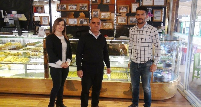 (Özel Haber) Dolarını bozdurana baklava bedava
