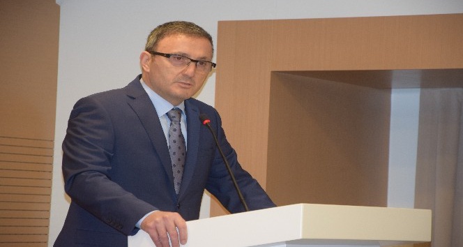 Ahşap Kalıpçılık Sertifikası almayı hak kazananlara sertifikaları verildi