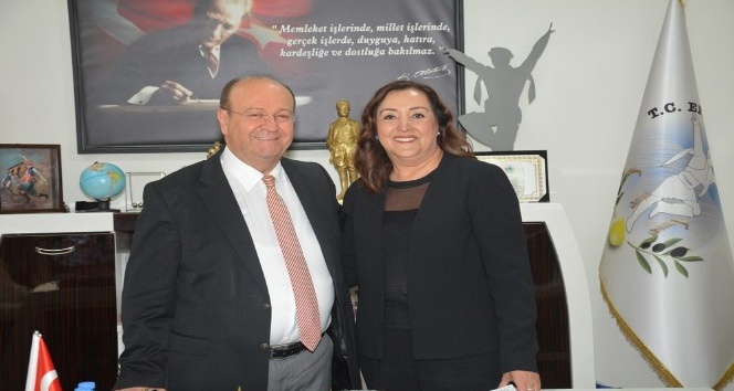 Yaşar Seyman’dan Başkan Özakcan’a ziyaret