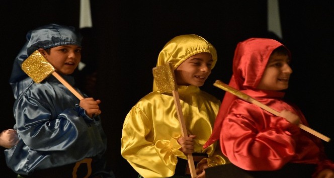 Gümüşhane’de özel öğrencilerden çok özel gösteri