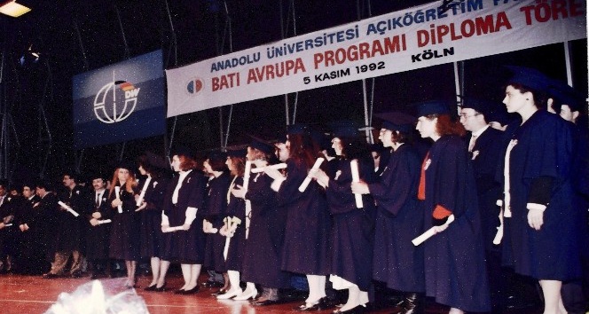 Batı Avrupa Programı ilk mezunlarından Altun Dizlek’in Batı Avrupa Bürosu ziyareti