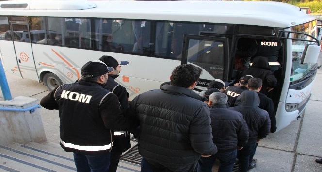 Hatay’da FETÖ operasyonu: 15 polis tutuklandı