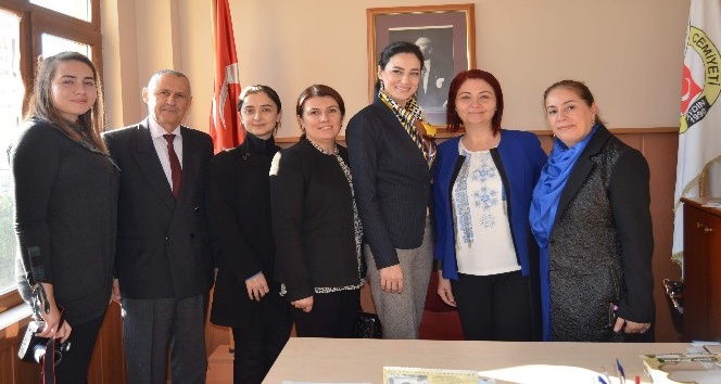 AK Parti Kadın Kolları Başkanı Sarıbaş; “Kadınlar her ortamda aktif olmalı”