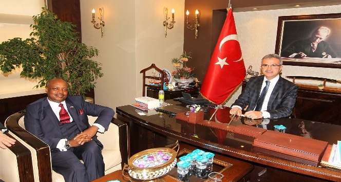 Başkan Köşker, Raunda Ankara Büyükelçisini ağırladı