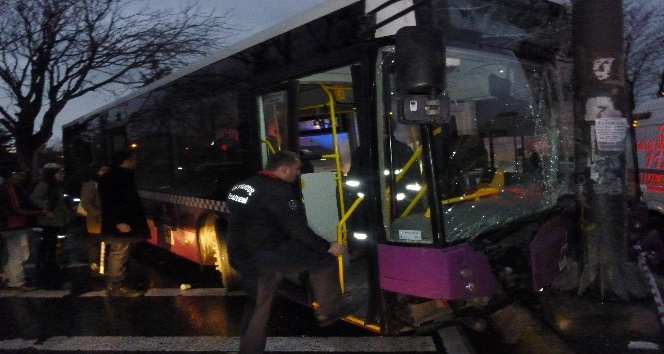 (Özel Haber) Kadıköy’de belediye otobüsü dehşeti: 4 yaralı