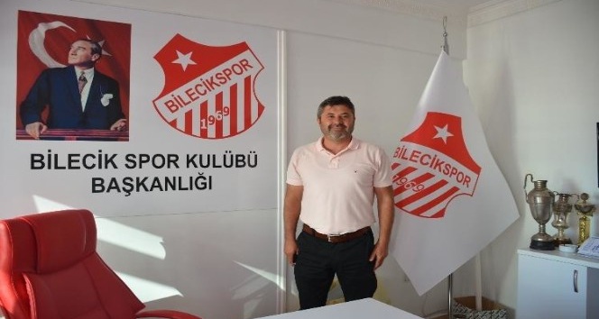Bilecikspor Başkanı Cinoğlu, kulübün anahtarı Bilecik Valisi Süleyman Elban’a vermeye hazırlanıyor
