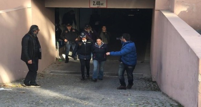 İzmir’i de yakalanan 2 kadın terörist tutuklandı