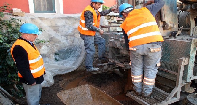 Marmaris’te kansere iyi gelen jeotermal su tabakasına rastlandı