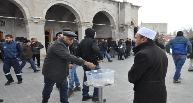 Kars’ta Halep’te katledilenler için gıyabi cenaze namazı kılındı