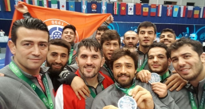 İstanbul Büyükşehir Belediyespor, Dünya Kulüpler Şampiyonası ikincisi oldu