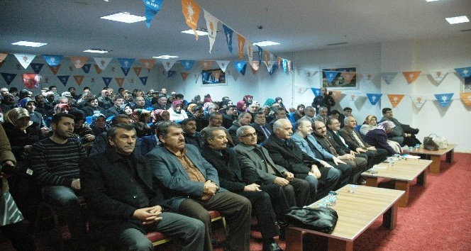 AK Parti mahalle başkanları toplantısı yapıldı