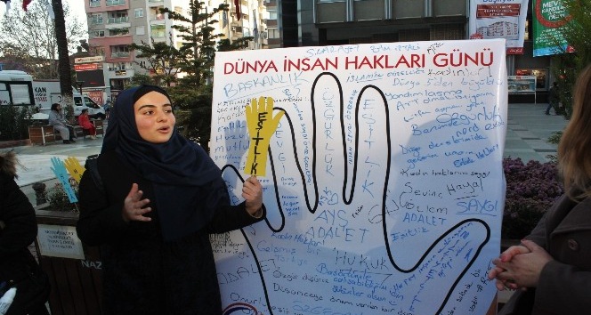 AK Partili Gençler’den İnsan Hakları Günü’nde farklı etkinlik