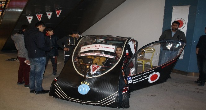 NİDA isimli elektrikli araç, vatandaşların beğenisini kazandı