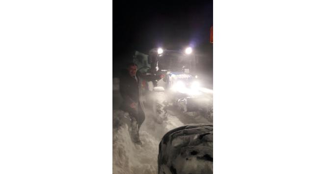 Ardahan’da kar ve tipi dolayısıyla 43 köy yolu ulaşıma kapandı