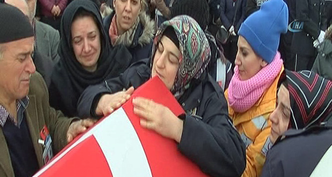 Şehit polisin annesinden acı feryat