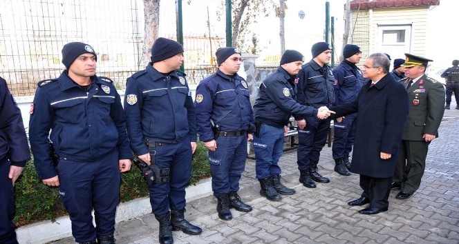 Vali Tapsız’dan Çevik Kuvvet Şube Müdürlüğüne ziyaret