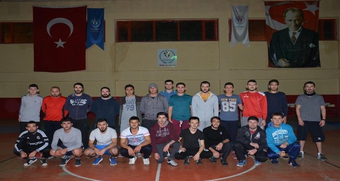 Polis Özel Harekat Sınavı’na katılacak gençler için kurs düzenlendi