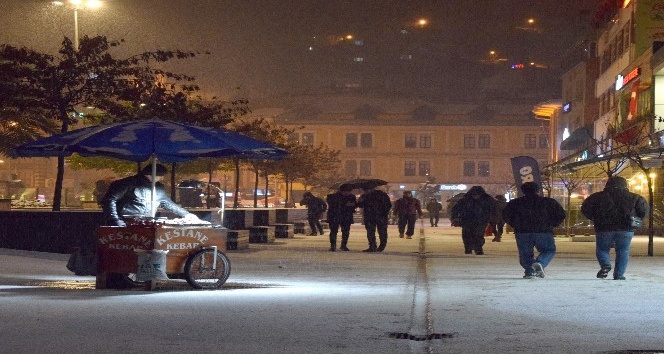 Giresun beyaza büründü