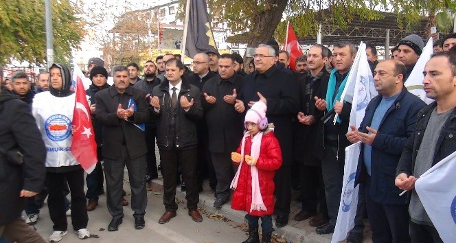 Osmaniye’de "Halep’e Yol Açın" kampanyasına destek